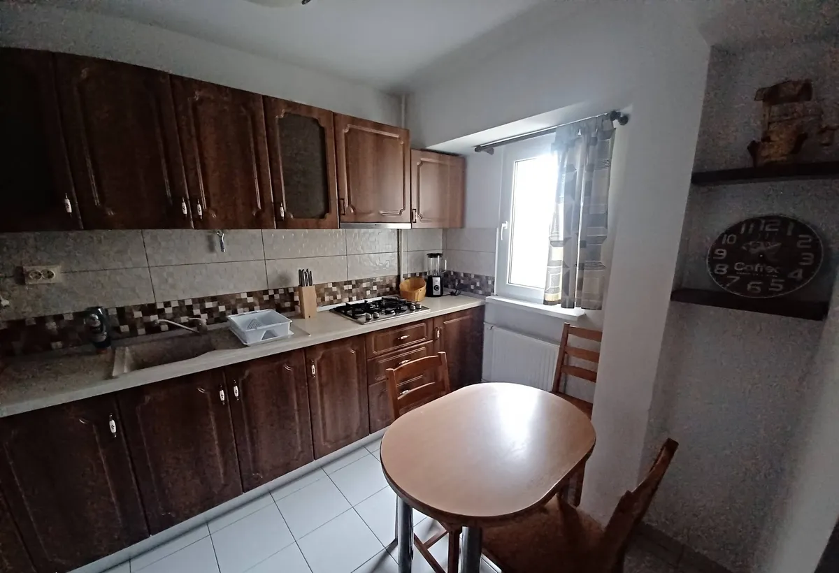 Romancierilor metrou 2 camere 54 mp liber
