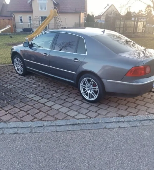 Volkswagen Phaeton 6 970 eur