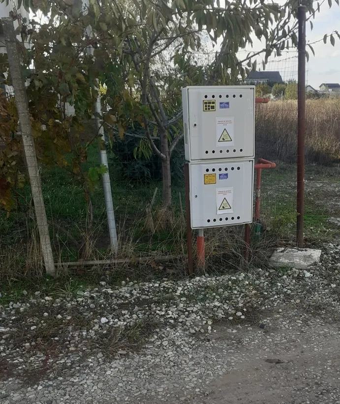 Domnesti str Simfoniei 775mp construibil dubla deschidere gaz curent vile