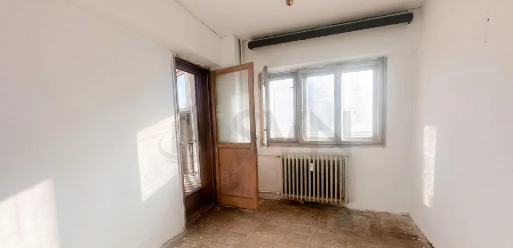 Apartament 4 camere P ta Romana l ase