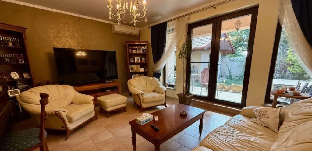 Vila 6 Camere de I Mogosoaia