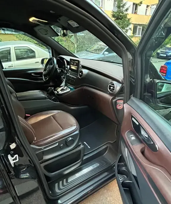 Mercedes benz V-Klasse AMG 48 000 eur