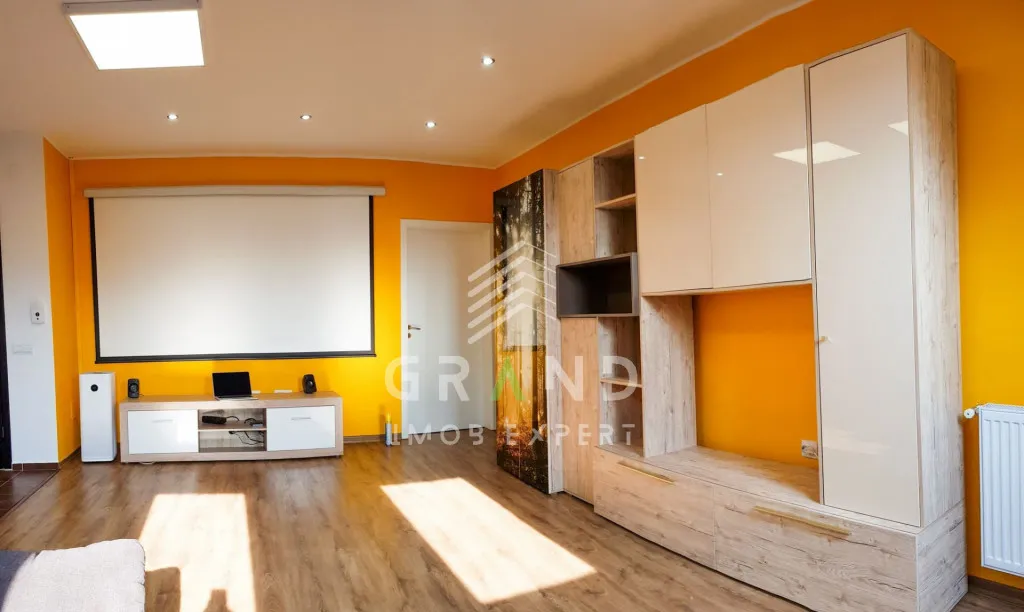 4 Camere Spatioase Garaj Subteran Home Cinema Flores