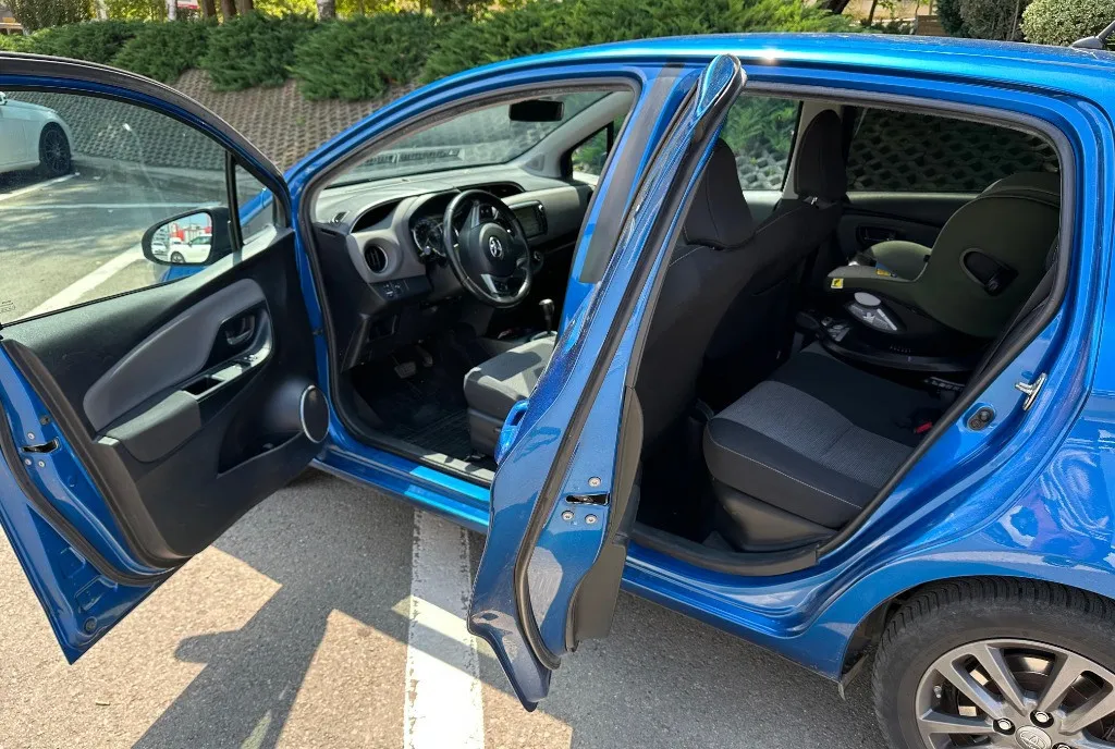 Toyota Yaris Hybrid 2017 8 990 eur