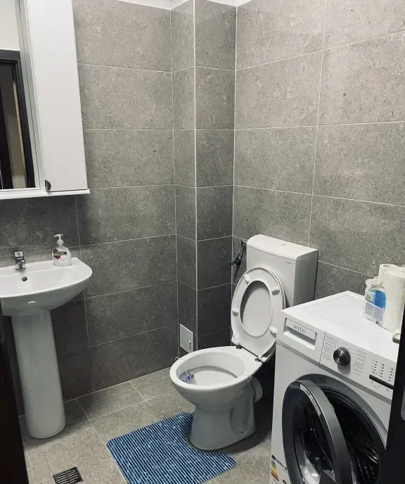 Ap 2 camere de inchiriat Militari