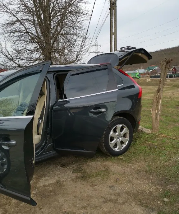 Volvo XC 60 an 2012 9 300 eur