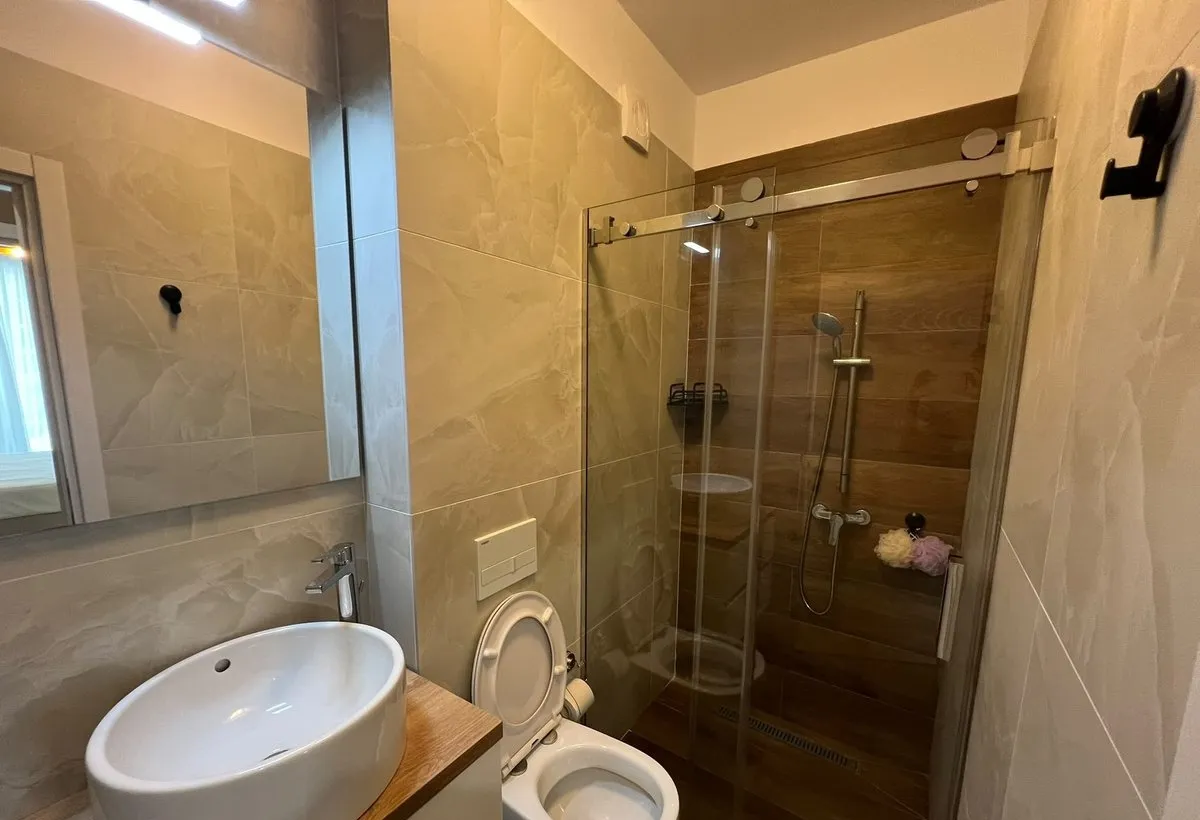 Apartament lux decomandat 3 camere loc de parcare inclus