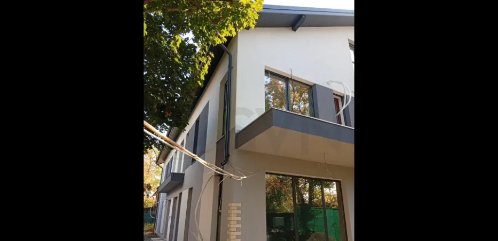 3 camere mobilat lux cu parcare inclusa One Verdi