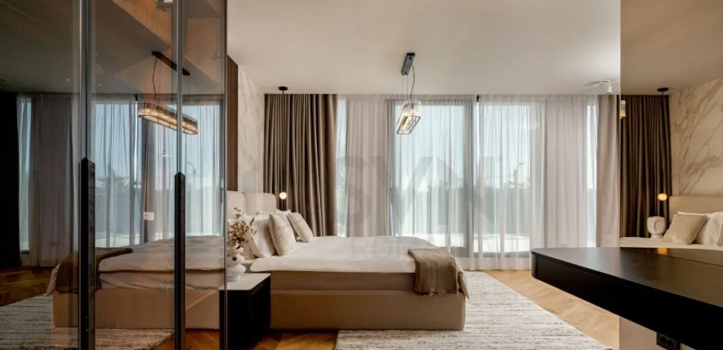 Complex Pipera Exclusivist Vila cu gradina zona Erou Iancu