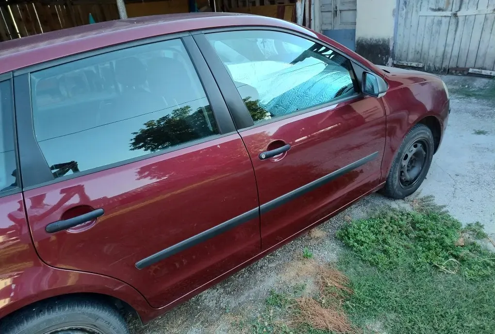 Wolkswagen Polo 1 2 1 700 eur