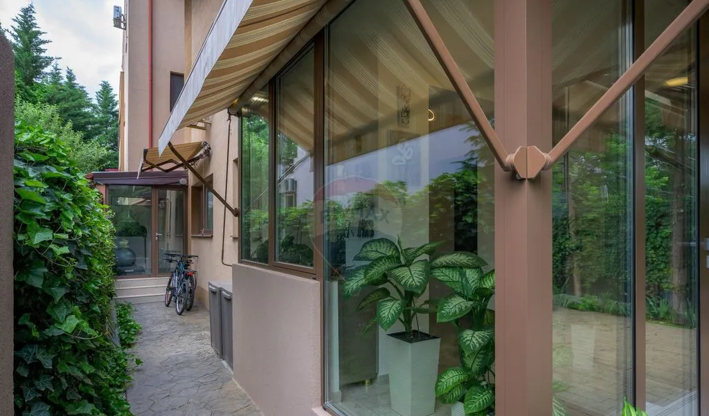 Casa / Vila cu 3 camere de inchiriat in Baneasa Bou