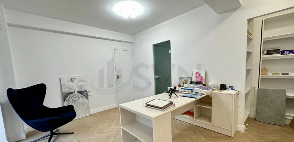 Apartament superb 4 camere bloc 2004 zona Arcul de Triumf