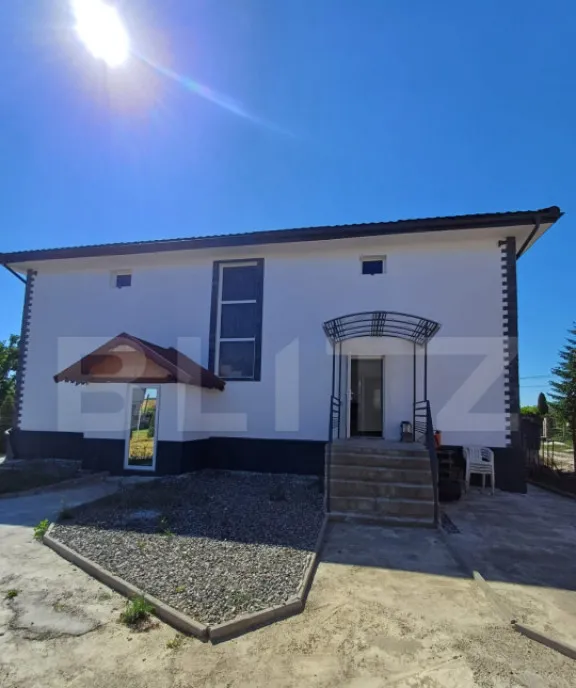 Casa 262 mp teren 1337 mp in Mihai Viteazu