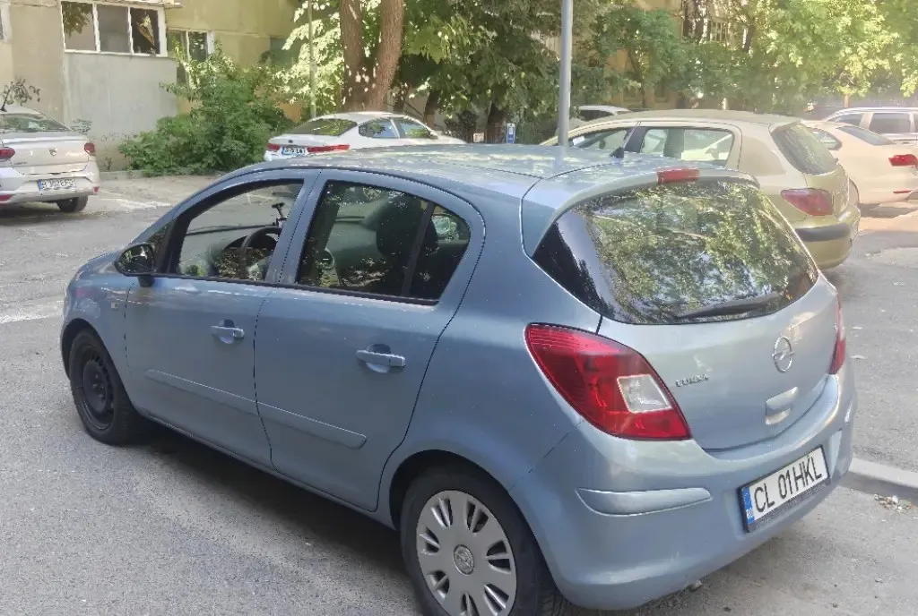 Opel Corsa D 1 2 Benzina - 2007 6 000 lei