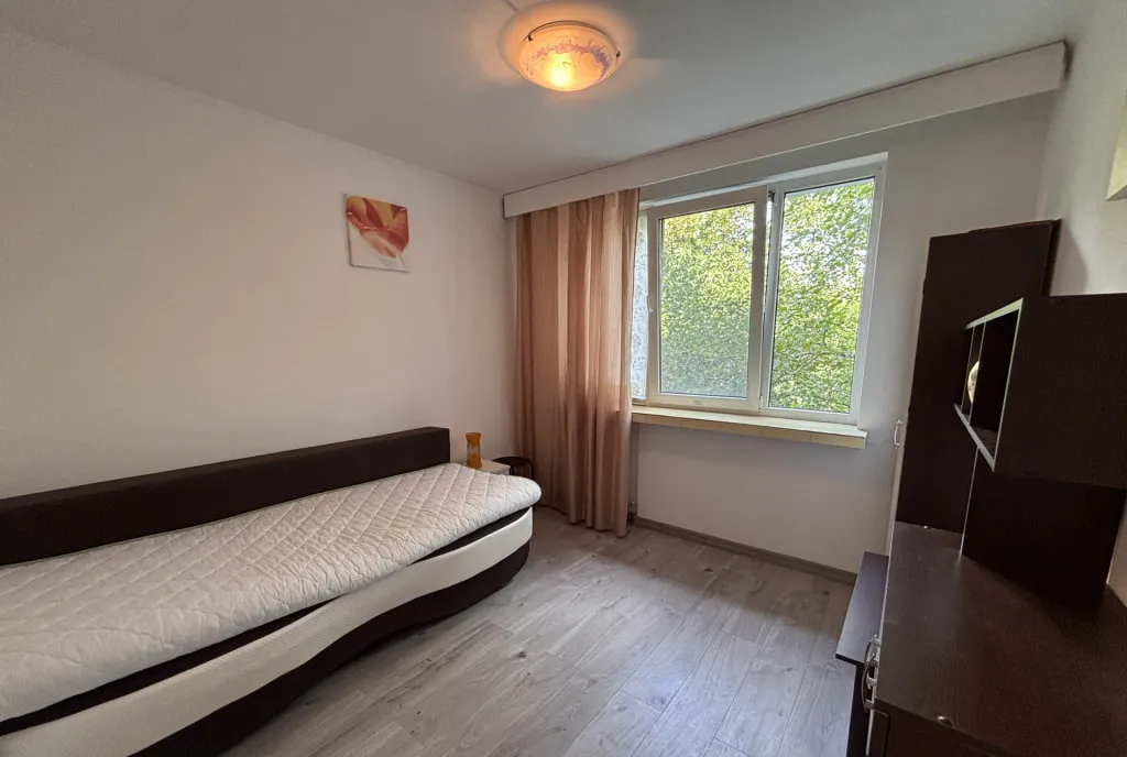 4 Camere Dristor 500 m Metrou Dristor 1