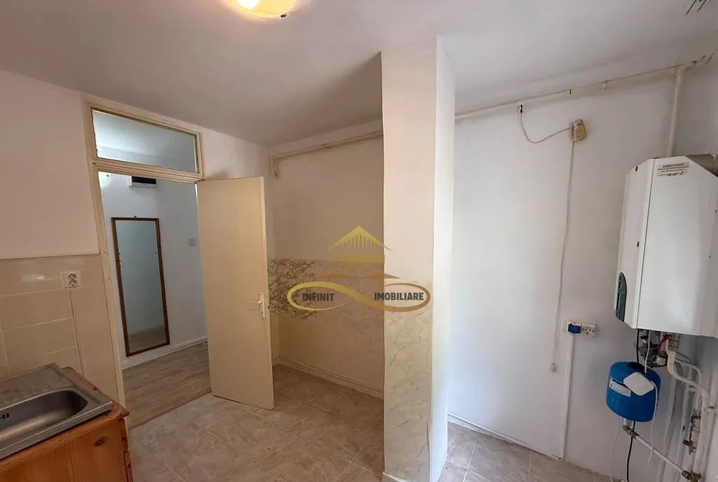 Apartament 2 camere de vanzare in Bacau