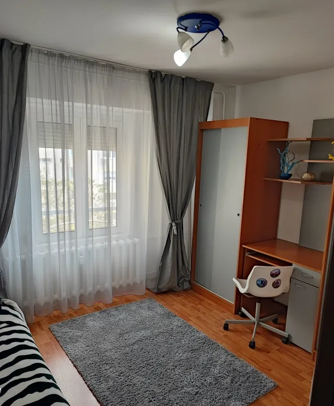 Vatra Luminoasa inchiriez apartament 3 camere pet friendly