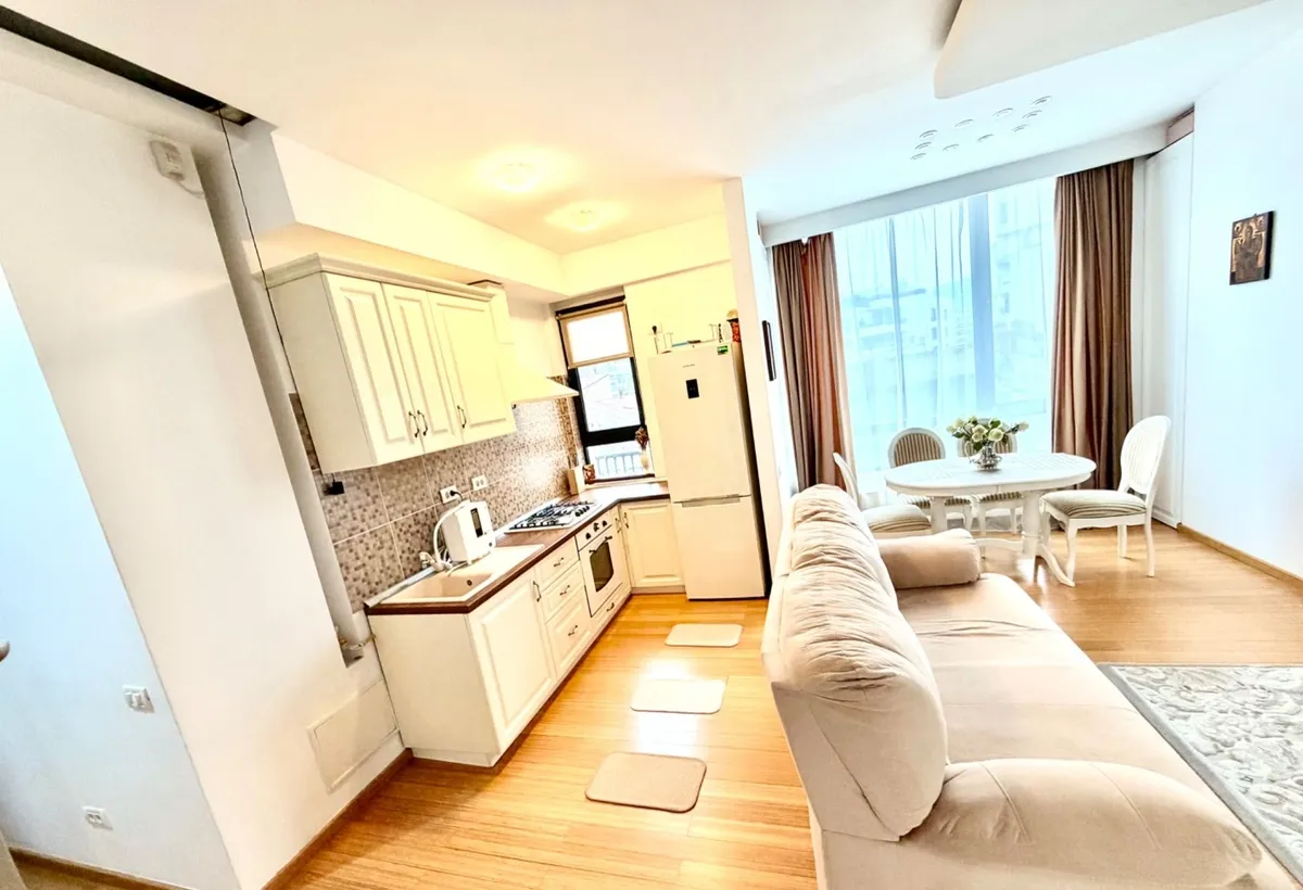 Casa Poporului Marriott apartament 2 camere 65 mp utili