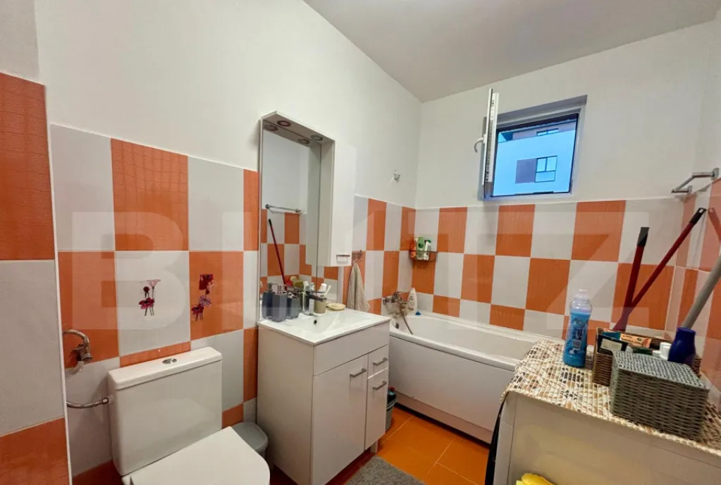 Apartament 1/2 camere 35 mp etaj intermediar zona Eroilo