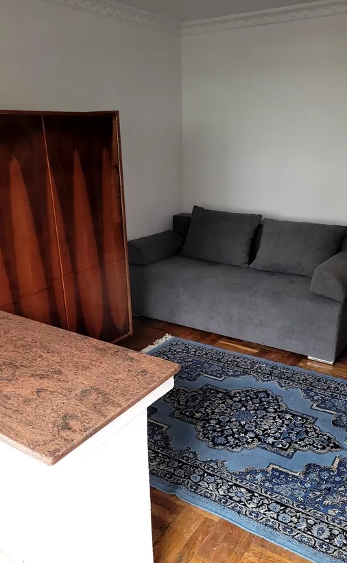 Bacau Garsoniera de inchiriat ultracentral str Mihai Viteazul et 1