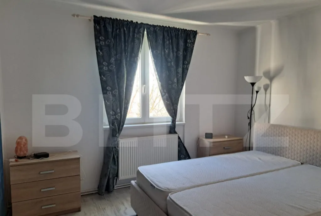 Apartament spatios cu 3 camere 63 mp zona dambu