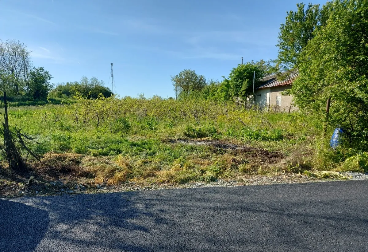 Uzunu Calugareni teren intravilan ideal casa 1 615 mp
