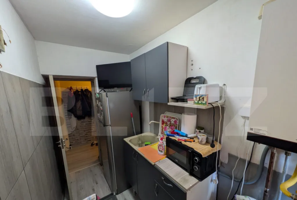 Apartament de 2 camere 40 mp complet mobilat si utilat zo