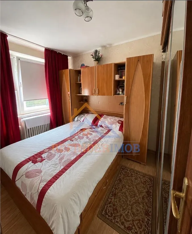 Crangasi Metrou apartament 2 camere decomandat 51 mp