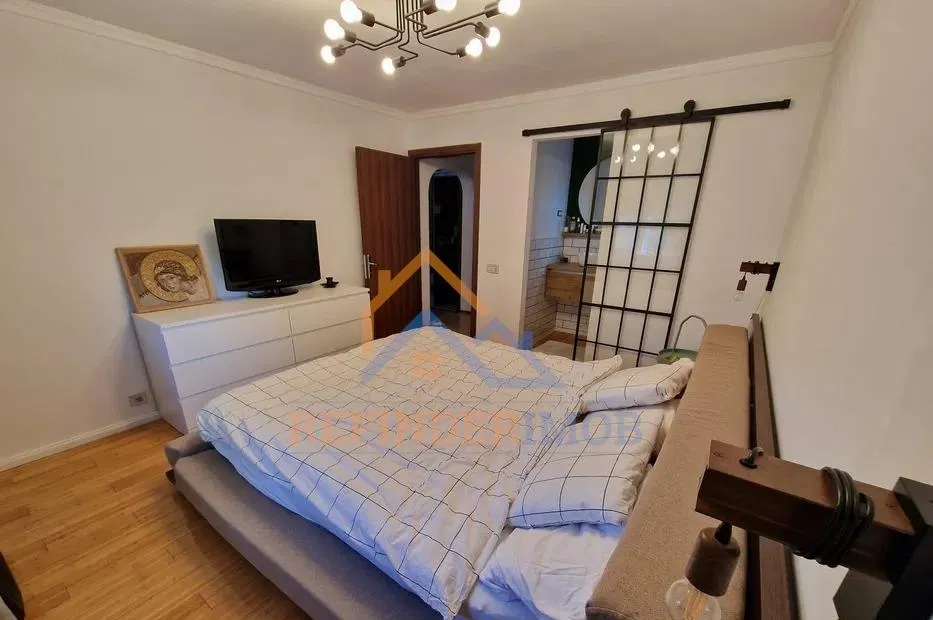 Drumul Sarii metrou 3 camere renovat complet