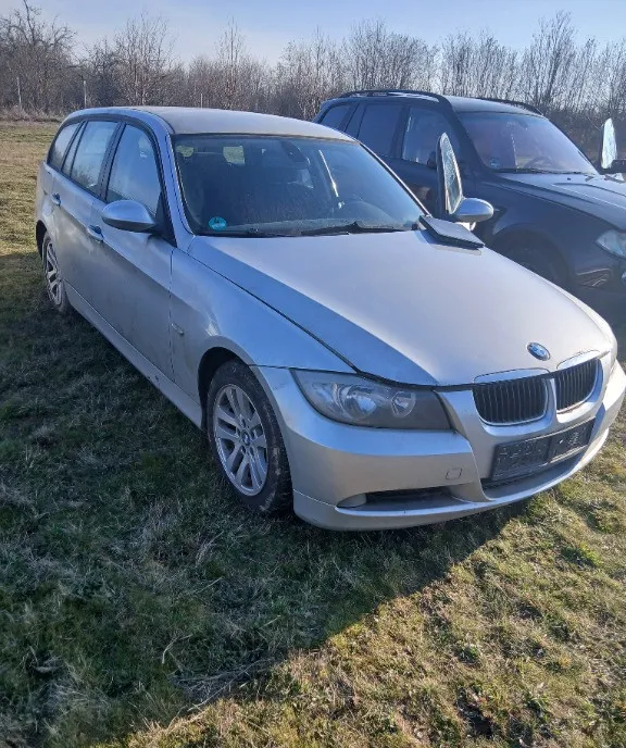 Bmw seria 3 2 0 carte service 344000 km 2 800 eur