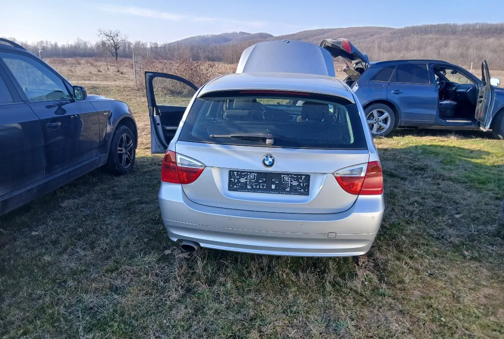 Bmw seria 3 2 0 carte service 344000 km 2 800 eur