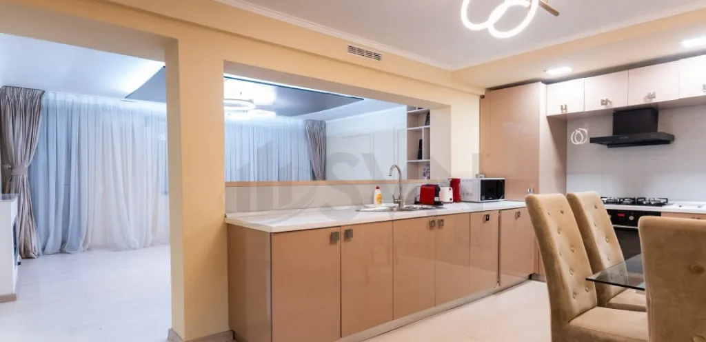 Apartament superb l nou renovat l parcare l terasa 31 mp