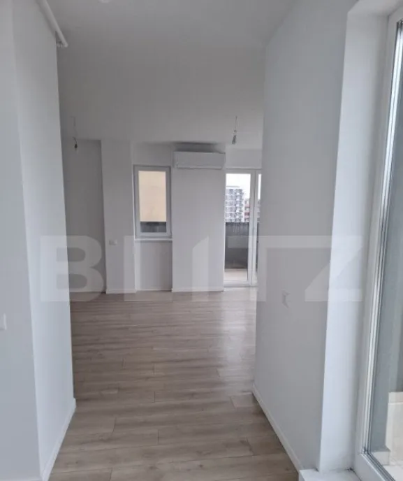 Penthouse cu 3 camere 76 42 mp 3 terase zona Torontalului