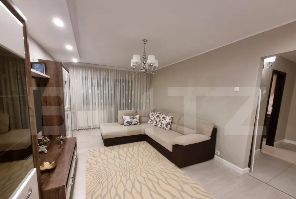 Apartament 3 camere 70 55 mp zona Lunca Cetatuii
