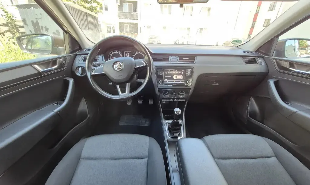 Skoda Rapid Spaceback 8 300 eur