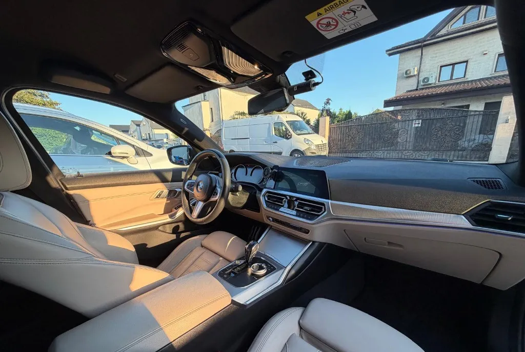 BMW Seria 3 320d xDrive AT M Sport 27 990 eur