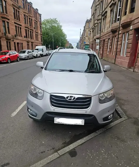 Hyundai santa fe 2 2 euro5 automat 4x4 volan dreapta 2 500 eur