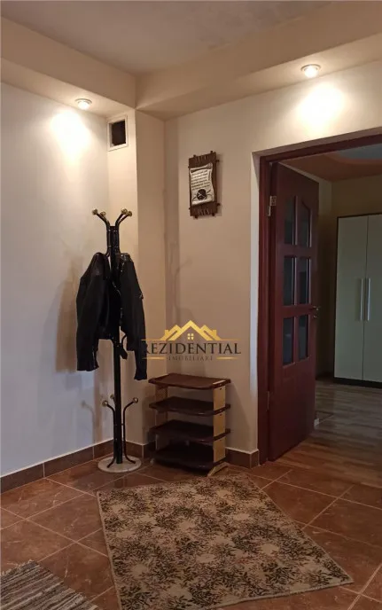 Apartament doua camere vis A vis de bazar