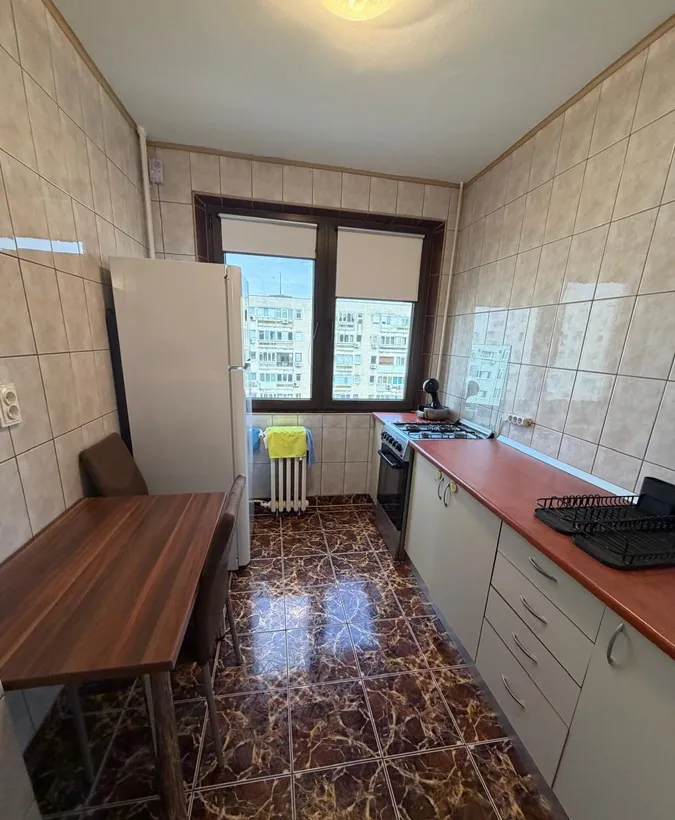 Dristor Mihai Bravu Rond Baba Novac 3 minute metrou