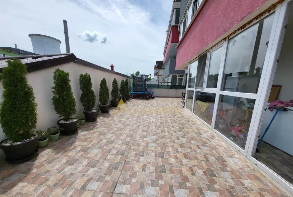 Apartament 3 Camere Strada Luica Sector 4 Terasa 54 mp