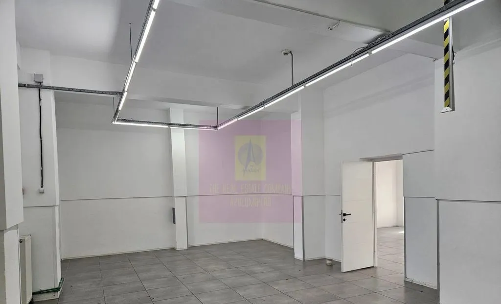 Spatiu comercial Calea Serban Voda 261 mp vitrina 20ml