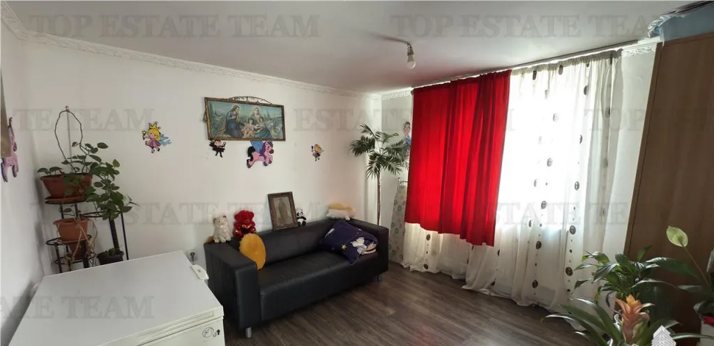Casa 3 camere decomandat in oras Pantelimon