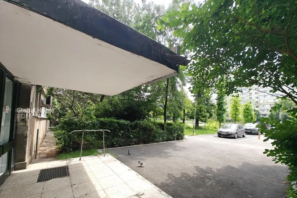 Semicentral Drumul Taberei 50 m Metrou Favorit Top 2 camere