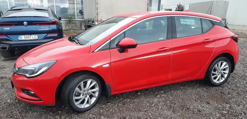 Autoturism Opel astra k 10 500 eur