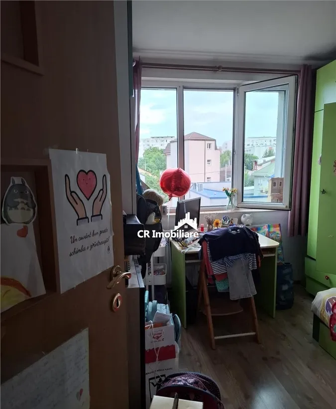 Dristor apartament 3 camere centrala proprie