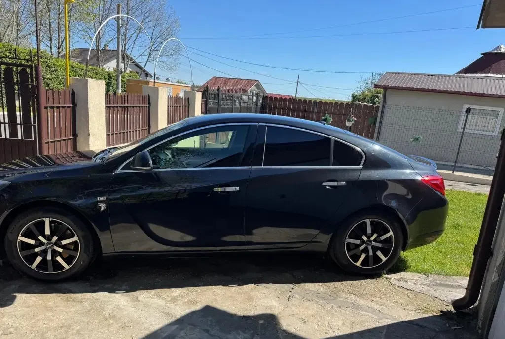 Auto Opel Insignia 5 500 eur