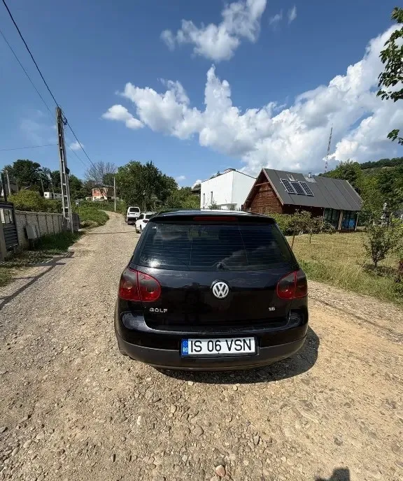 Vw golf 1 6i automat an 2006 variante 1 999 eur