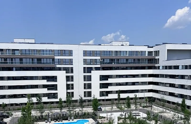 Chitila Mall Colosseum 2 camere decomandat gradina proprie