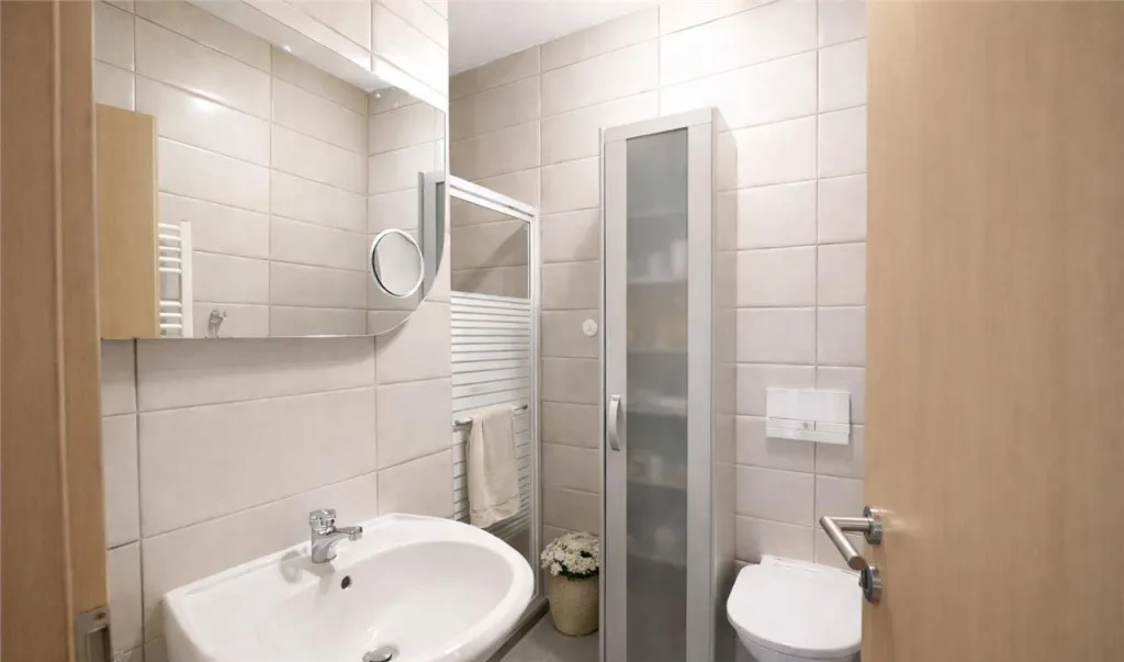 Rezidenta tip penthouse doua nivele terase panouri solare A