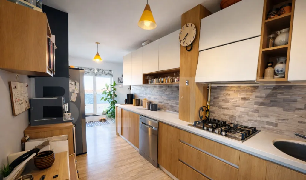 Apartament 1 camera Etaj intermediar Parcare Bloc nou